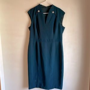 Gorgeous green, vintage style cocktail dress with beautiful gems at sleeves!